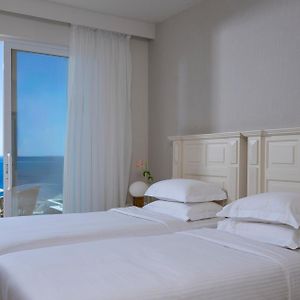 Two Bedroom Deluxe Family Suite Sea View